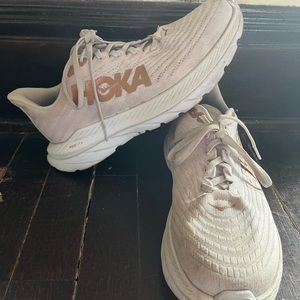 Hoka Mach 5
